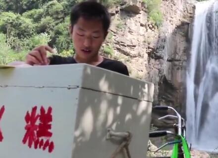 自力更生问心无愧!卖冰棍攒大学学费 1根1块钱开学前要卖7000根