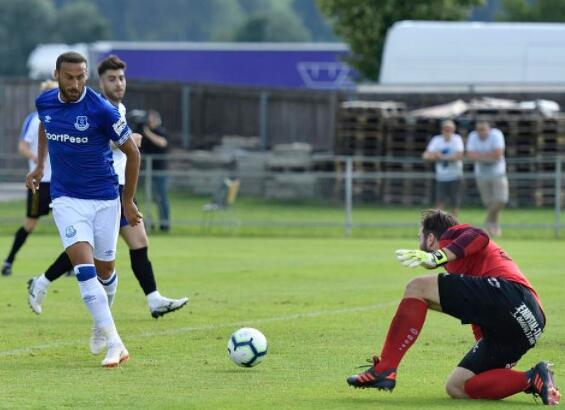 友尽了!英超联赛球队埃弗顿22-0是什么情况 友谊赛踢得这么激烈?