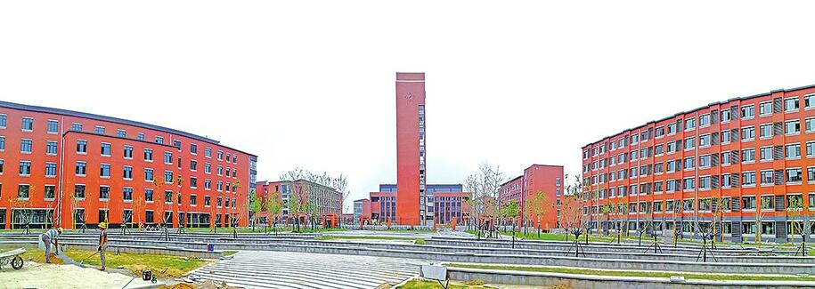 济南市建成首座自带室内游泳馆高中 今年9月开学