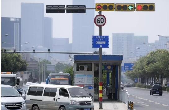 济南交警16条新举措：绕城高速内超速不抓拍 主次干道提速到80