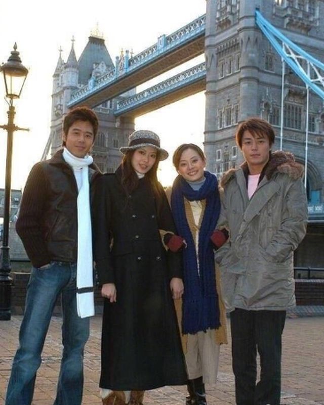 孙俪晒历年与伦敦塔桥合影 网友调侃：咋没邓超呢？