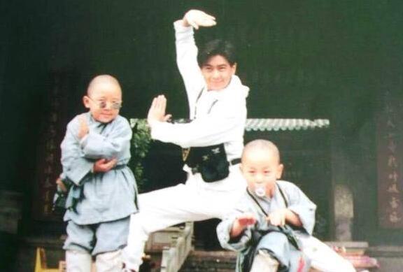 释小龙林志颖同框 四毛再遇小沙弥，掀起一阵回忆杀