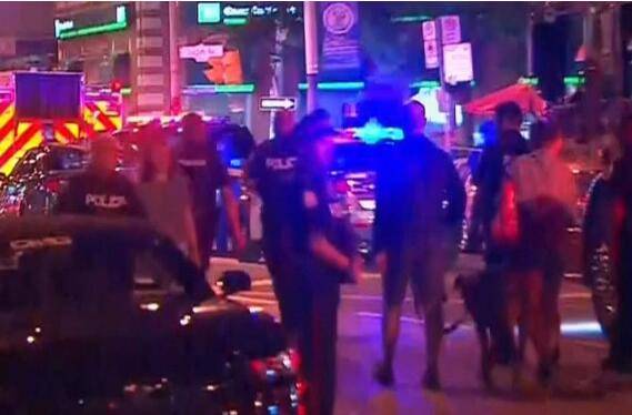 太可怕了！多伦多大规模枪击 枪手死亡9人受伤一名儿童被送医院