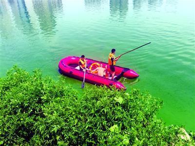 小心!大鱼拖走1200元鱼竿 男子下水去捞结果被困湖中