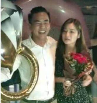 永远幸福满满!柯有伦求婚 瞒着女友精心策划浪漫求婚