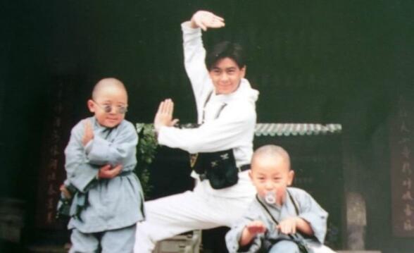 泪目!释小龙林志颖同框 《旋风小子》24年后小师傅和四毛重聚