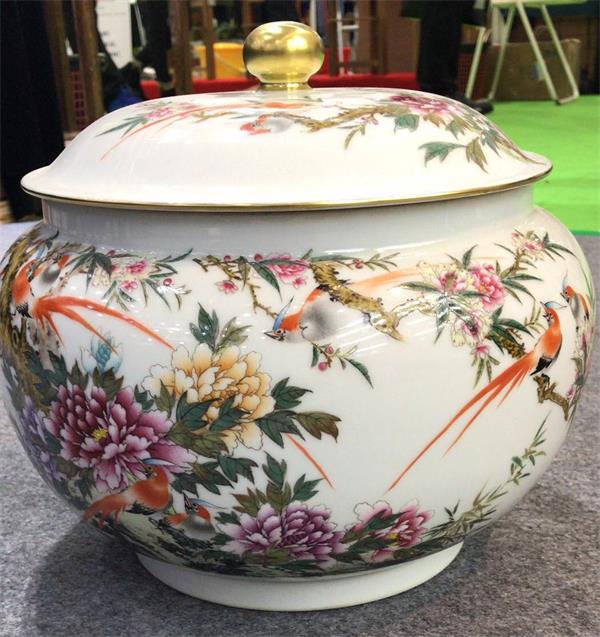 赏涂铭粉彩珐琅彩陶瓷艺术魅力