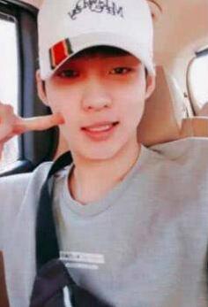 到底怎么回事？韩20岁男星去世 身高180公分的他竟只有56公斤