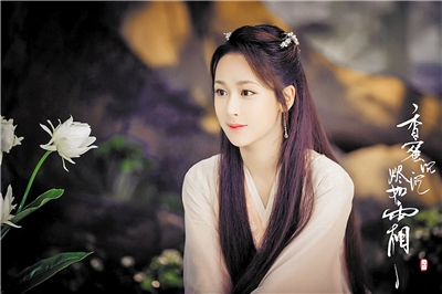 暑期档大战白热化：古装剧比新意 现代剧拼共鸣