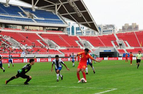 潍坊杯首轮:国青0-1西班牙人 郭田雨单刀被门将封堵佩吉斯建功