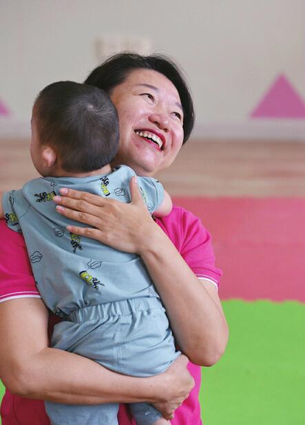 济报集团爱心妈妈“成团”