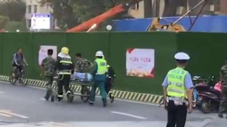 危急！郑州在建地铁事故 工人一氧化碳中毒出现恶心昏迷情况