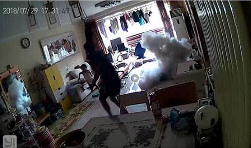 真相细思极恐!滑板车充电爆炸 事件原委及经过梳理令人毛骨悚然