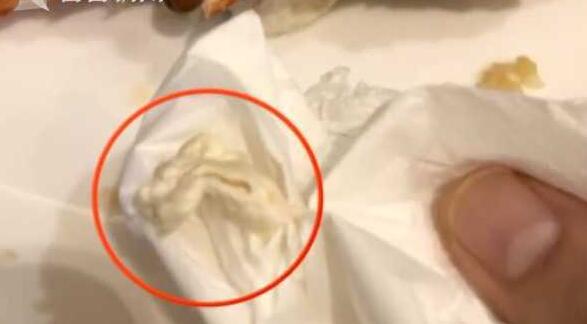 恶心skr!龙虾里吃出口香糖 高档西餐厅如此“龌龊”具体怎么回事