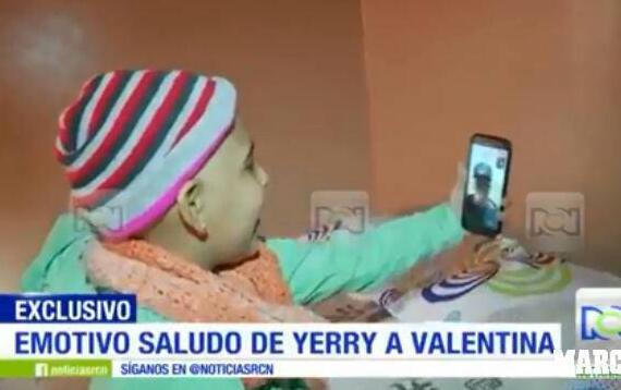 巴萨后卫也有柔情一面！米纳通话患癌女童