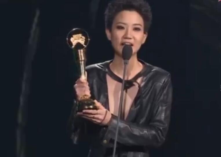 痛到崩溃！卢凯彤坠楼身亡 曾患心理疾病众粉丝闻讯伤心欲绝