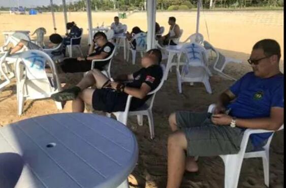 双胞胎青岛走失400余人加入搜救 警方捞出一名小女孩遗体