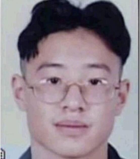 来啊互相伤害！罗志祥庆生潘玮柏 互爆丑照挫到没朋友