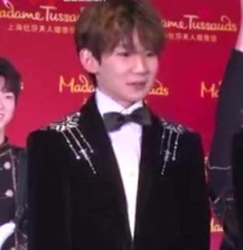 三小只聚首！TFboys蜡像揭幕 真真帅skr人粉丝要疯