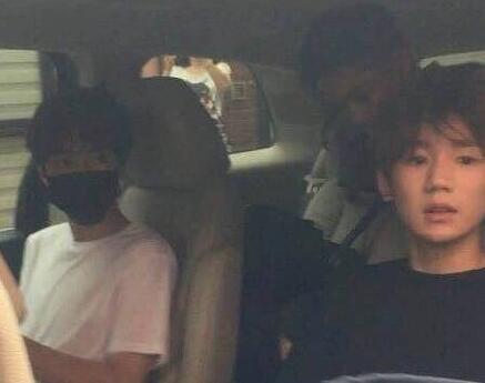 真相来了!王俊凯改航班 事件原委及经过梳理曝光三小只友情戳泪