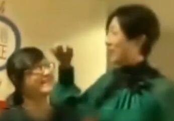 惨skr人！吴卓林被曝卖垃圾 昔日龙女沦落至此背后原因是什么