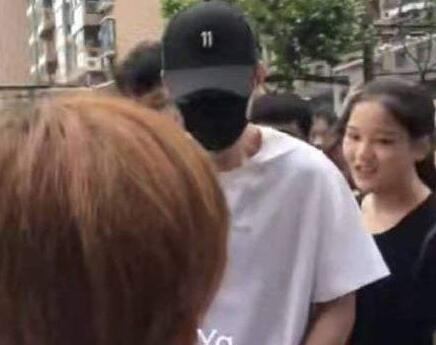 私生饭明星杀手?朱一龙酒店遭围堵 理智去哪了?镇魂下架原因是什么 