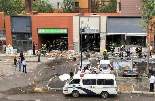 现场惨烈！沈阳烧烤店爆炸前1分钟究竟