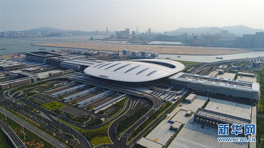 开创融合新格局 探索发展新路径--推进粤港澳大湾区建设一年间