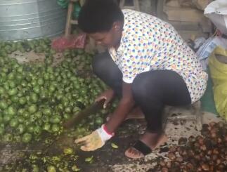 真相来了！农民大叔娶非洲女孩 被夸身材好具体怎么回事