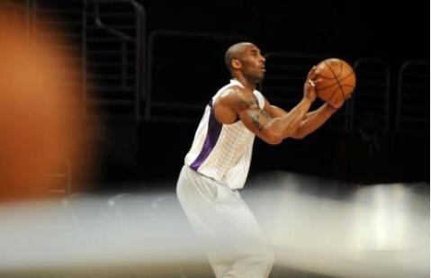 真的假的?曝科比复出BIG3 老友招募起了作用?妻子曾否认复出