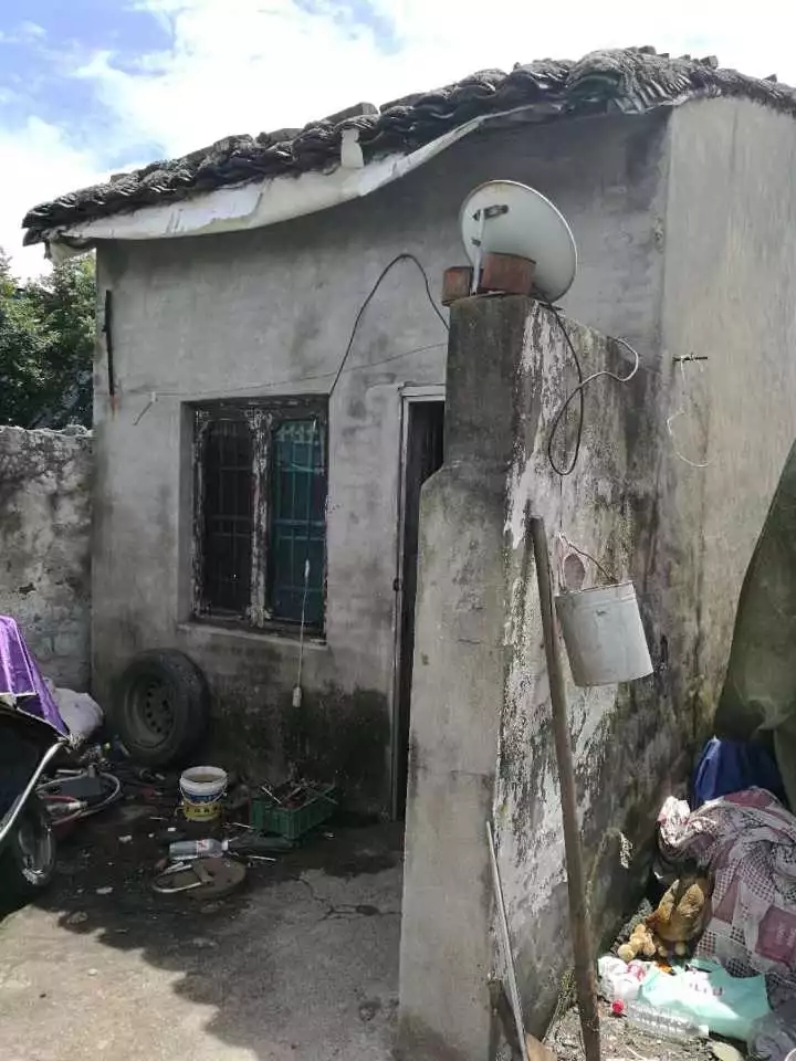 真相来了!女生递交休学申请 网友:姑娘千万不要牺牲自己的未来