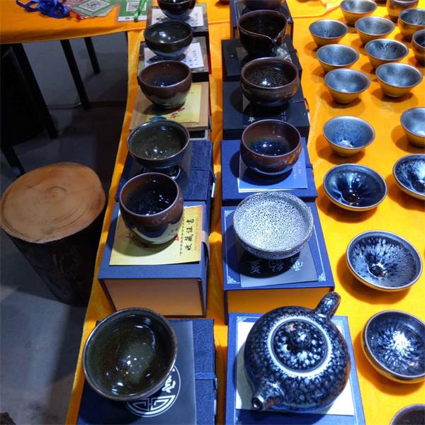 建盏艺术 艺博会上诉说一场宋朝情事