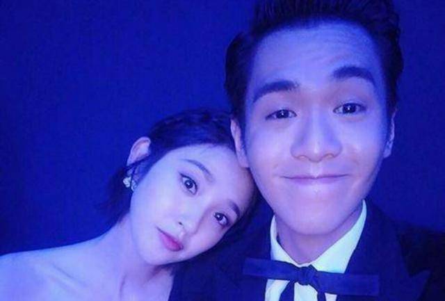 张若昀唐艺昕被曝低调领证！相恋八年成正果，二人甜蜜吻照流出？