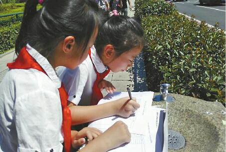 二维码被撕6处直饮点“停摆” 小学生调研揭了直饮水的短