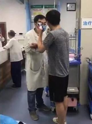 想“弄死”谁？男子带狗大闹急诊 为了自己的“金毛犬”竟做出这种事