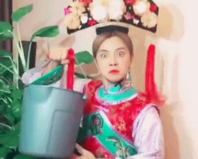 笑出腹肌!罗志祥模仿尔晴 夸张的“朱碧石”为什么手上提了个桶?