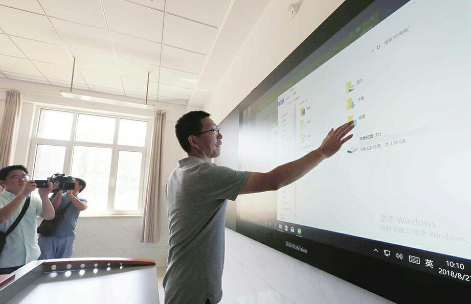 9月开学季3所高中搬新家 这些“高大上”等您孩子来享用