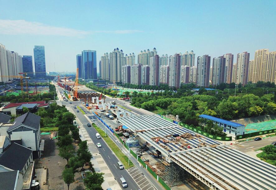 京台立交首联箱梁浇筑完成 