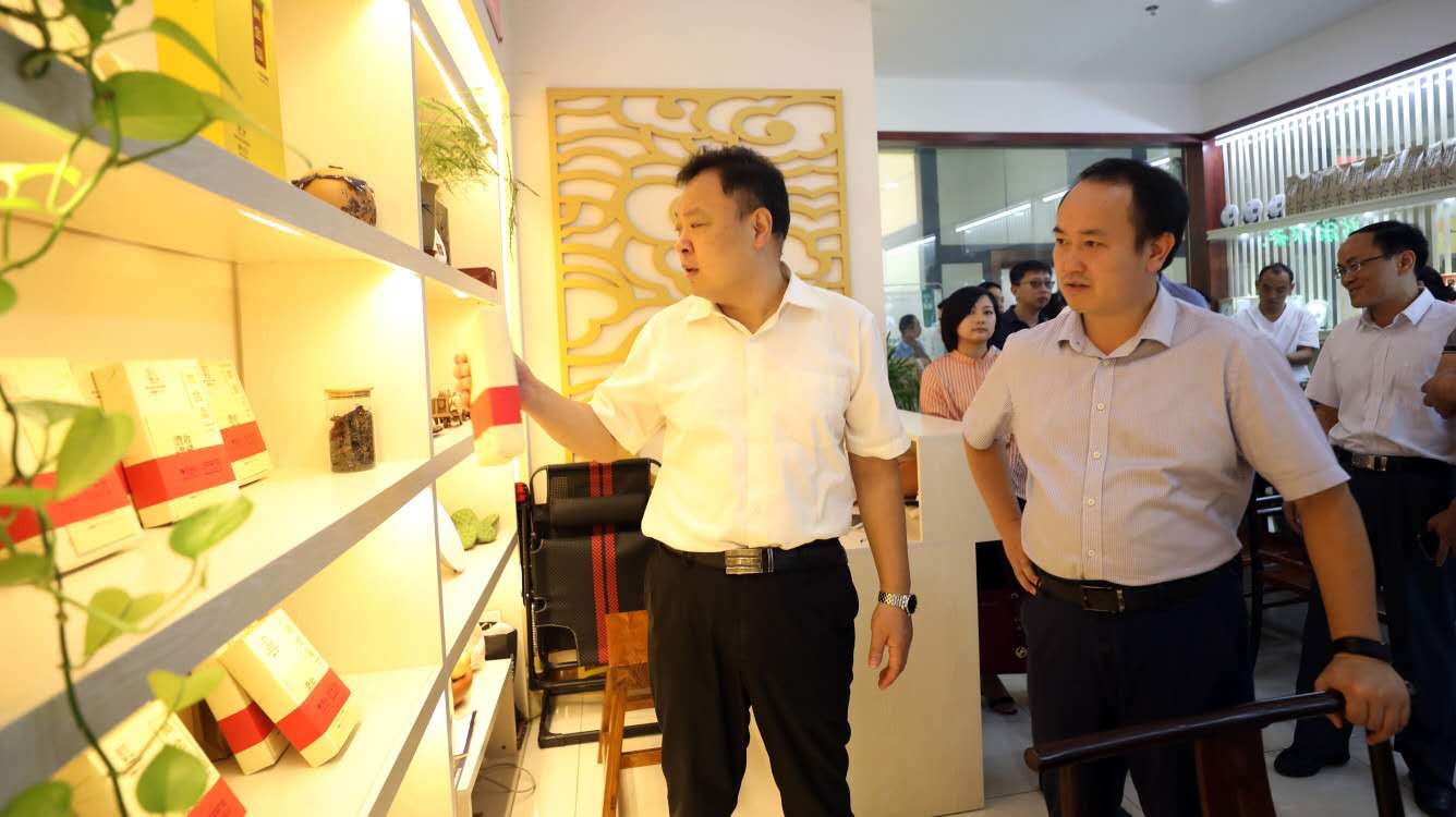 “江北第一茶市”迎来湘西客人 古丈考察团:看到了古丈茶扩大名声的曙光