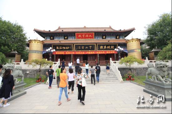 京津冀鲁媒体旅行社走进峰山药王古寺 感受千年古刹焕生机