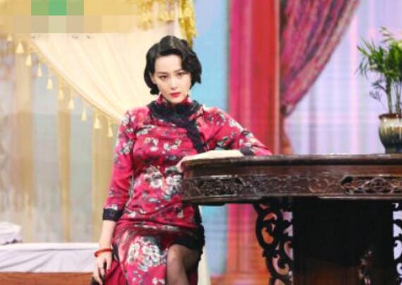 张馨予婚后首秀太惊艳 新晋