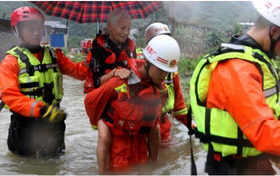 取名全凭爱好？呼吁山竹被除名 台风的名字为何千奇百怪
