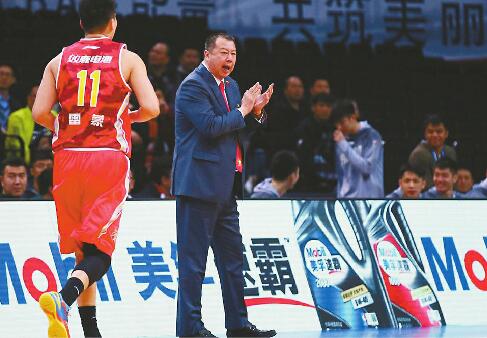 吴庆龙今晚正式带队 新赛季吹响冲锋号 四大难题如何化解?