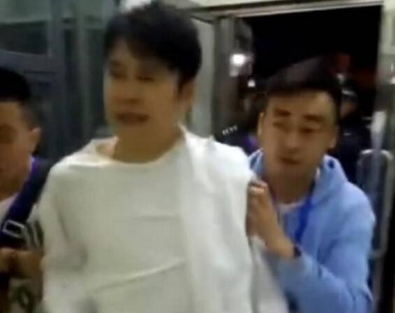 吸毒被抓?小沈阳怒斥传闻 如果再有人瞎传就要拿起法律武器保护自己