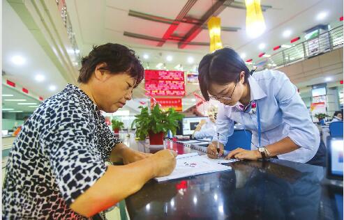 ���ǡ����׷��񡱣�ʵ�֡�ֻ��һ�Ρ� ȫ��������ǰ���ɱ������վ