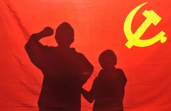 今天的中央政治局会议，审议了两份重磅文件