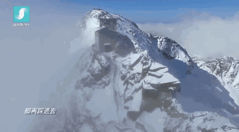 云中哨所!他们在海拔4655米的“世界屋脊”让国旗高高飘扬