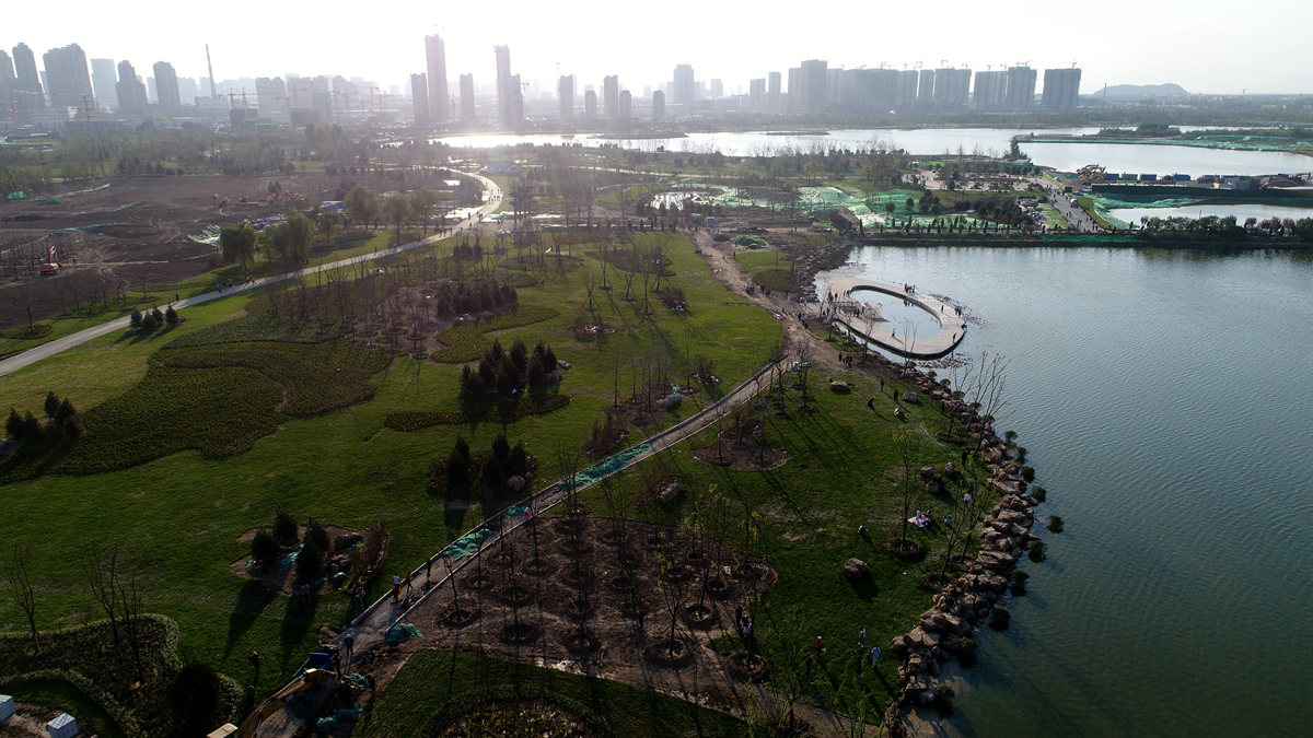 停车门票都免费 华山景区成新宠