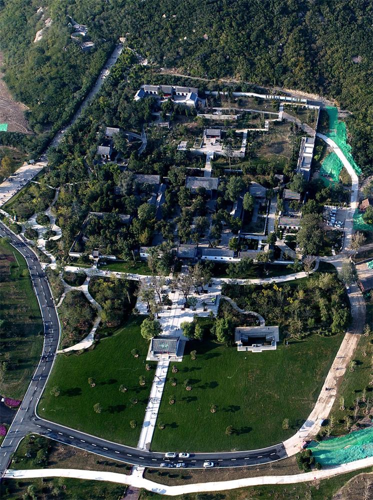 停车门票都免费 华山景区成新宠