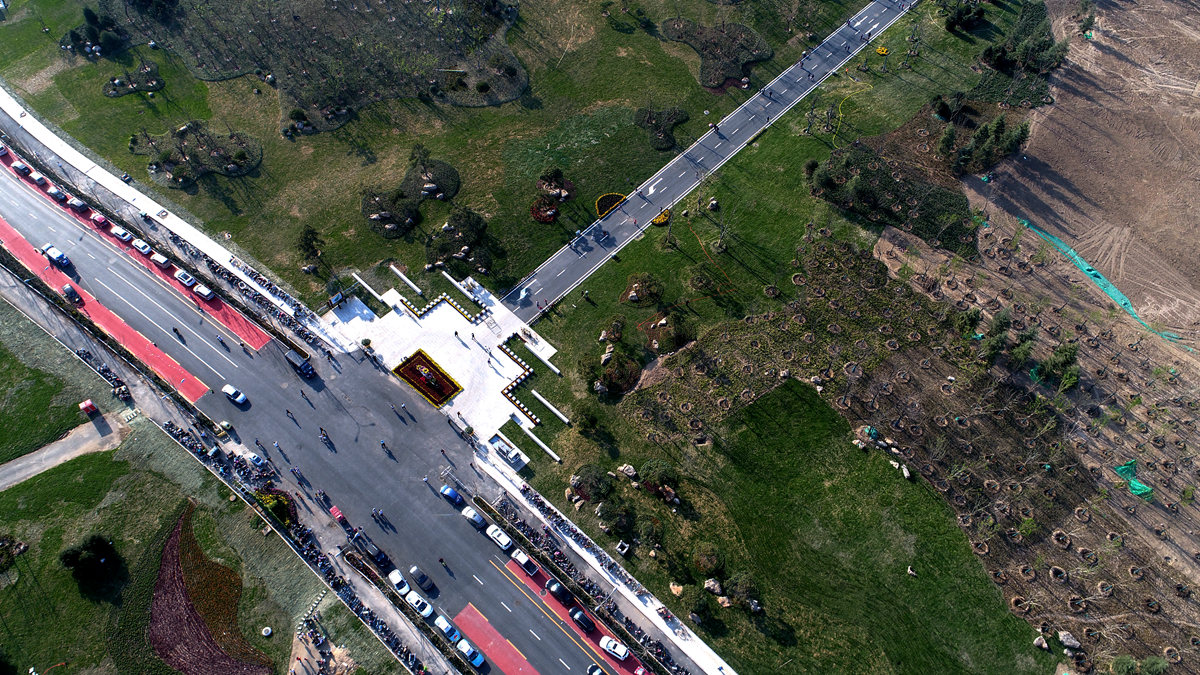 停车门票都免费 华山景区成新宠